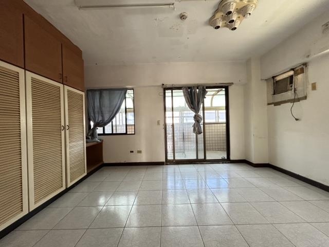 高雄岡山大樓-5