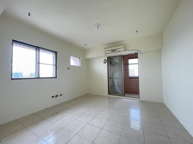 高雄岡山大樓-0