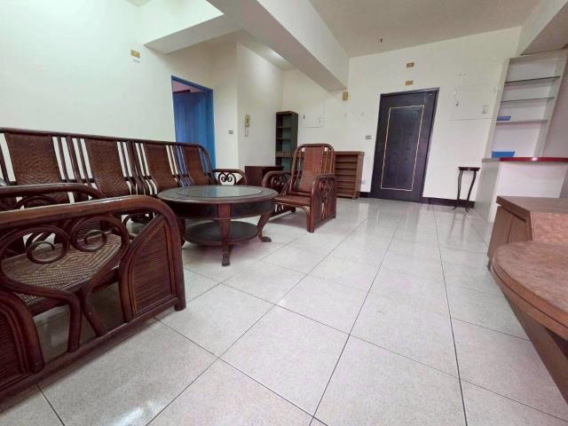 高雄岡山大樓-1